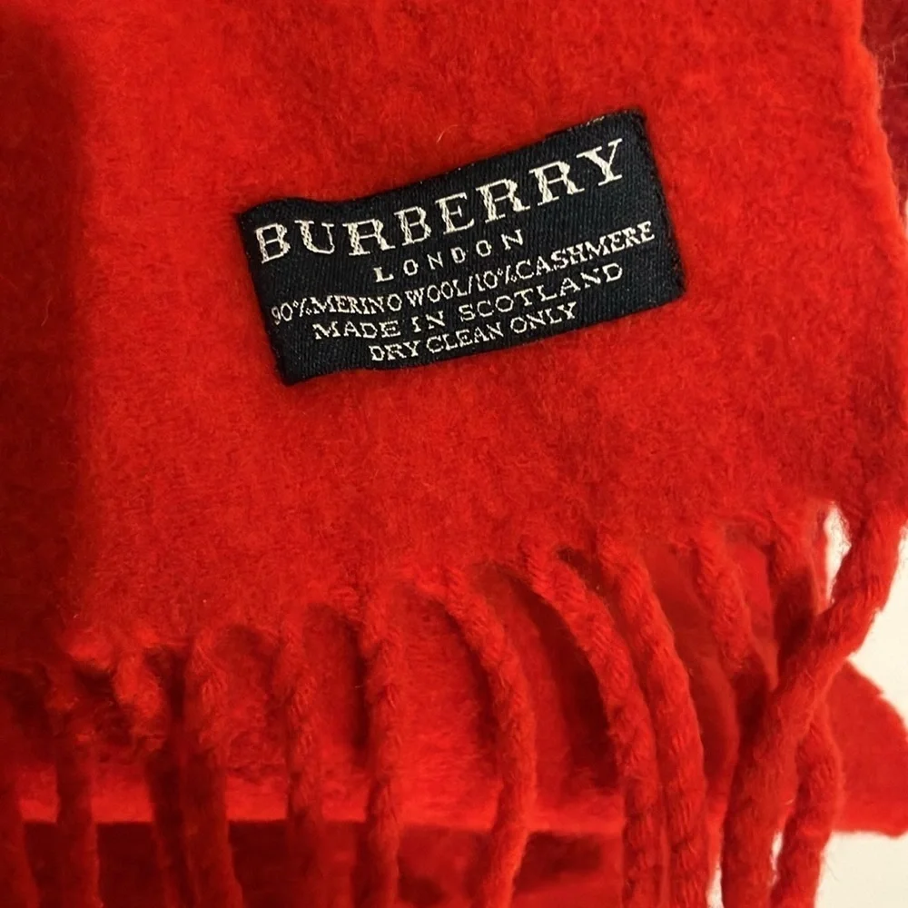 Burberry Marino wool and Cashmere scarf made in Scotland red stripes luxury